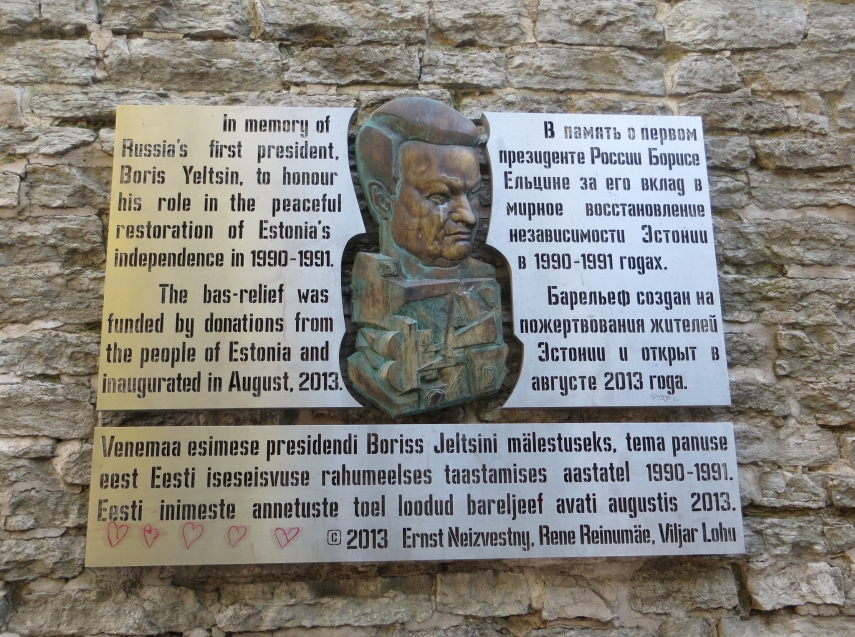 Yeltsin's memorial plaque in Tallinn (Photo: Flickr)