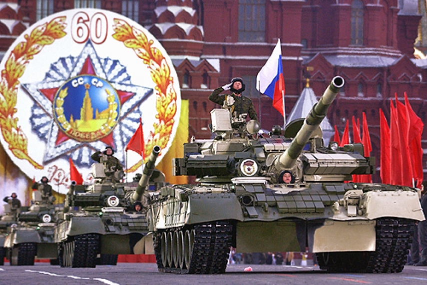 Victory Day celebrations in Moscow in 2010 [Image: Creative Commons]