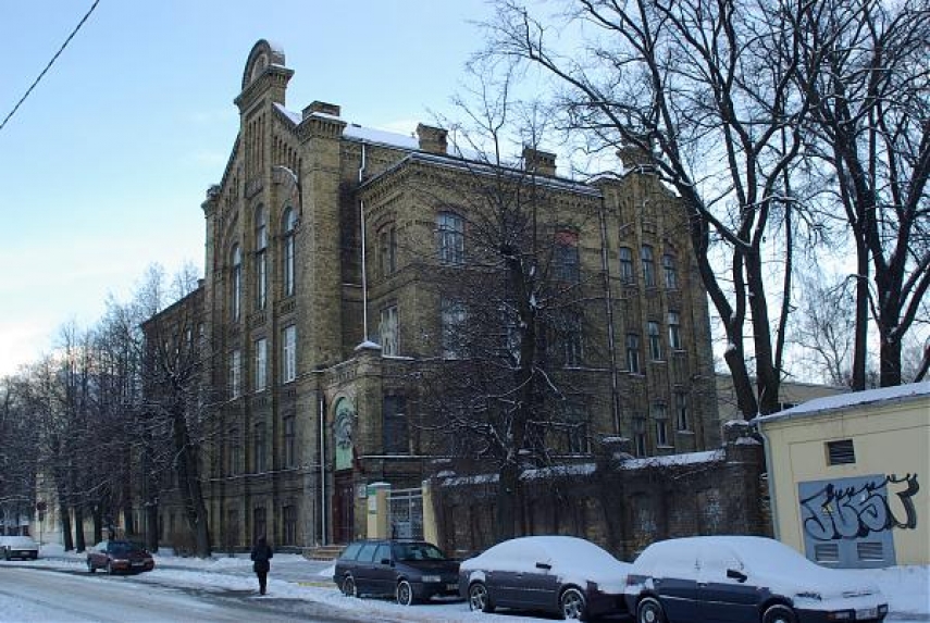 The former Jewish school at 2 Abrenes Street, Riga: one of the properties proposed for restitution [Image: wikimapia]