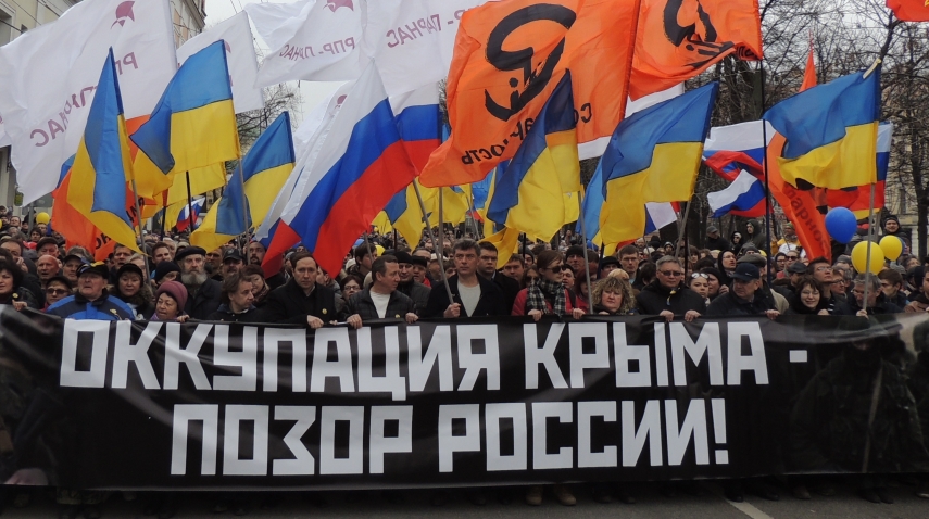 A march in Moscow protesting Russia's occupation of Crimea [Image: Creative Commons]