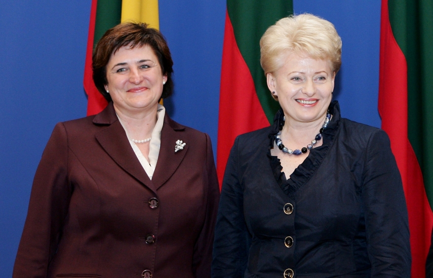 Seimas speaker Loreta Grauziniene (left) and President Dalia Grybauskaite (right) [Image: diena.lt]