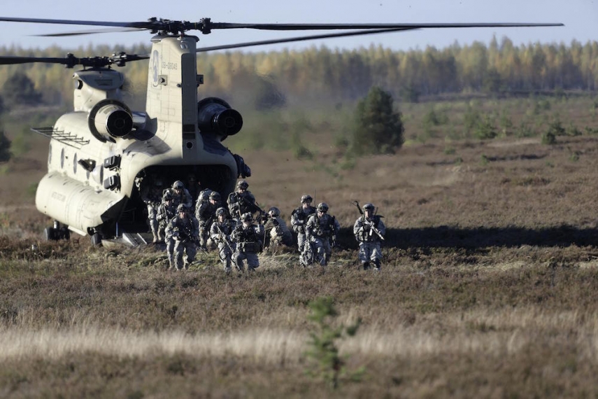 NATO troops during Silver Arrow 2014 [Image: vosizneias]