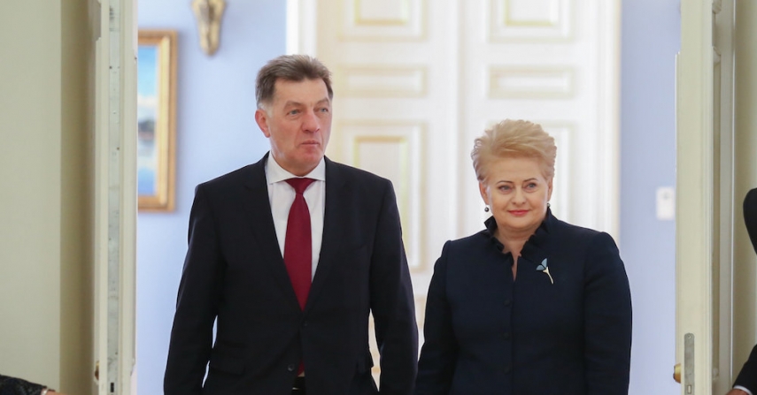Prime Minister Butkevicius (left) with President Grybauskaite (right) [Image: 15min.lt]