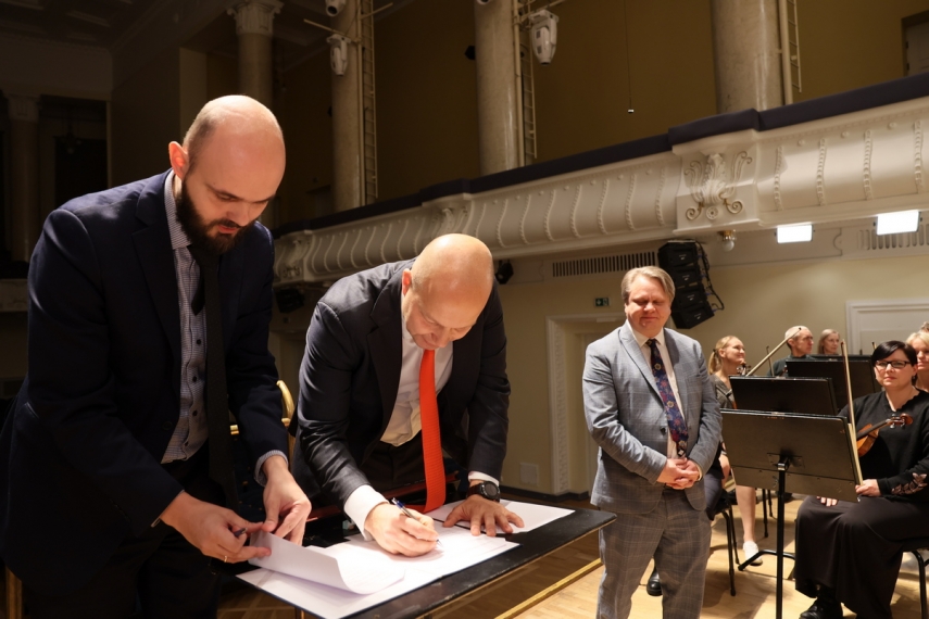 Estonian National Symphony Orchestra signed the biggest sponsorship contract in its history