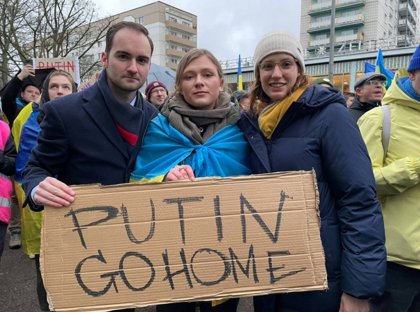 Photo: Lisa along with her friends at the demonstration dedicated to the full-scale invasion in Ukraine