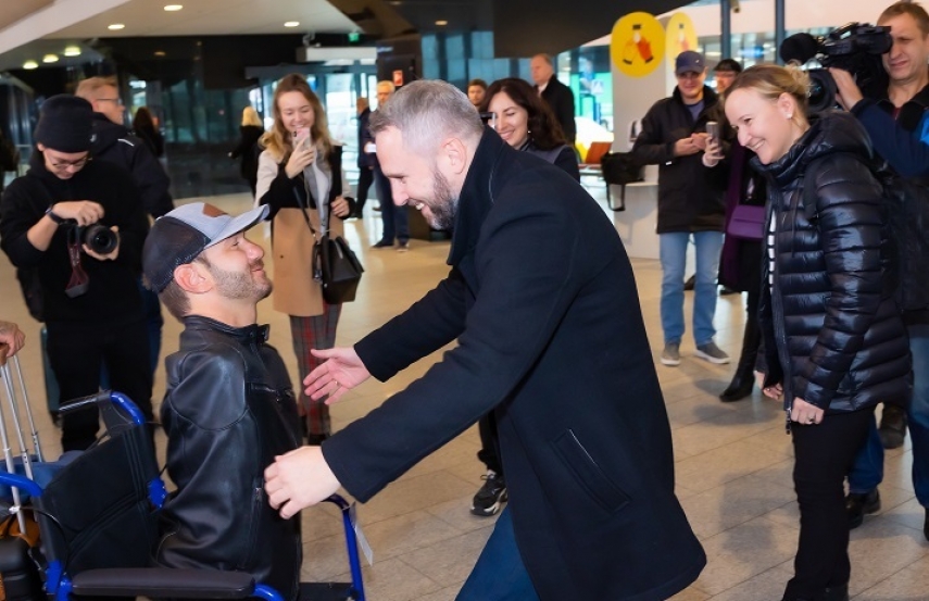 Evangelist and motivational speaker Nick Vujicic describes welcome at Tallinn Airport as nicest he has ever received