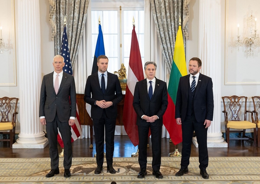 Blinken calls Baltics NATO leaders for defense budgets, support to Ukraine