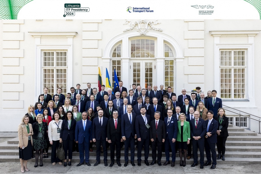 Ministers and international partners agree to strengthen support for Ukraine's transport reconstruction