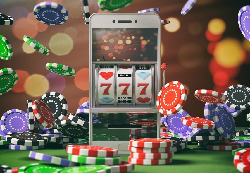 Skill vs. Chance: How Online Slots Stack Up Against Poker