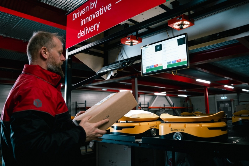 DPD Estonia brings future technology to the Baltics: 70 robots to make parcel sorting faster and more accurate