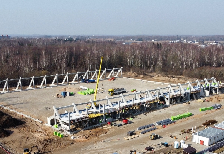 Photo: A modern sports arena under construction in Siauliai (by V. Lebedis)
