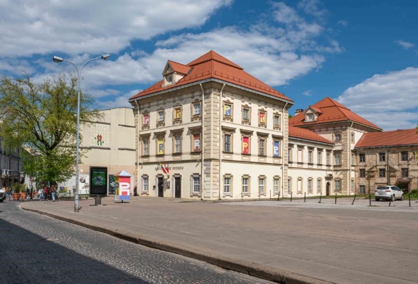 Pleasure – Janina Sabaliauskaitė’s exhibition about disability and sexuality at the Radvila Palace Museum of Art