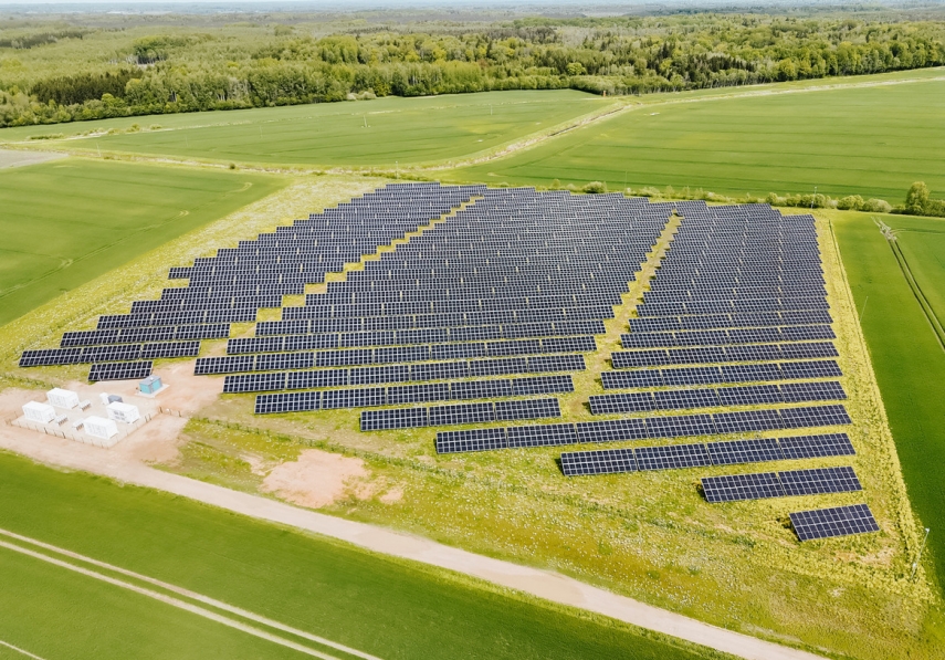 Signet Bank grants €2.6 million in funding to AJ Power Corporate Group for energy storage technology development