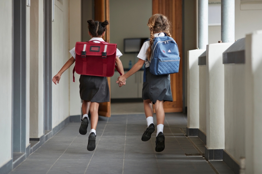 Survey: it costs at least EUR 250 to prepare a pupil for the school year