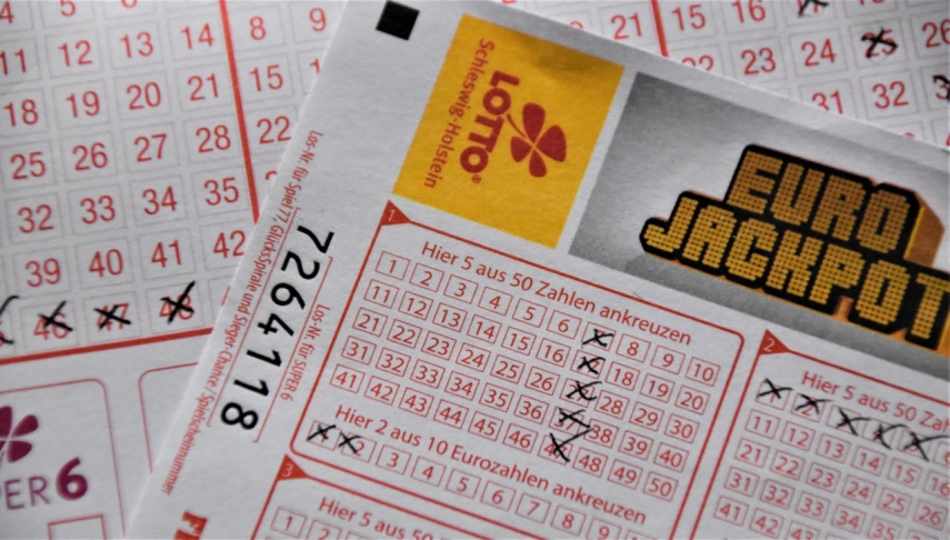 Reading Online Lottery Reviews with Caution