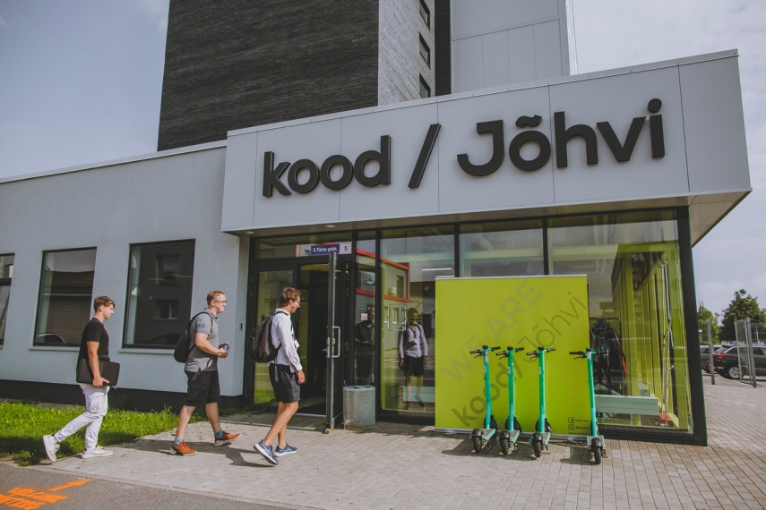 Free retraining opportunity for newcomers to the IT sector