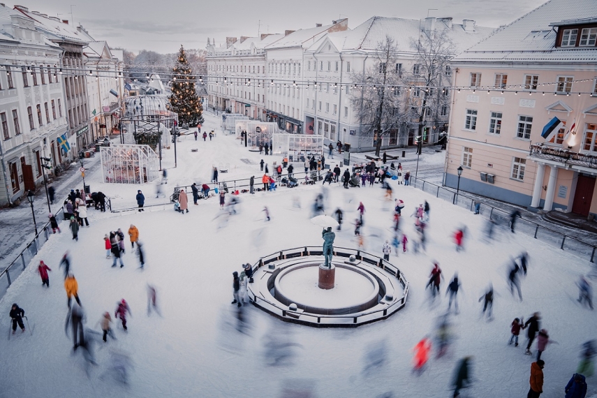 Photo: Tartu Town Hall Square (by Mana Kaasik)