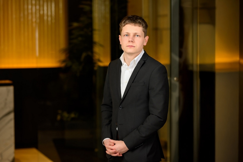 Global Equity Markets in 2025: A Pseudo Roller Coaster – How Rough Will the Ride Be in 2026?