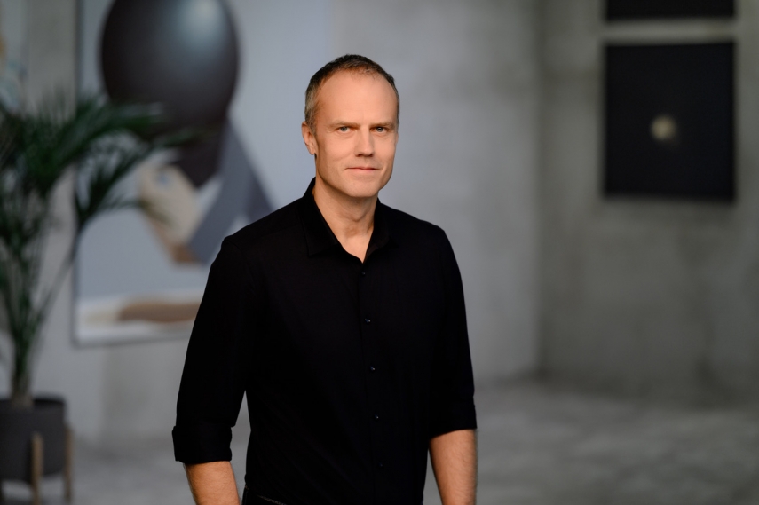 Apollo Group Begins Journey to the Stock Exchange