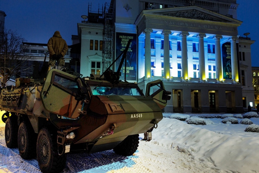 Latvians raise €500,000 in 60 seconds to deliver frontline evacuation systems to Ukraine