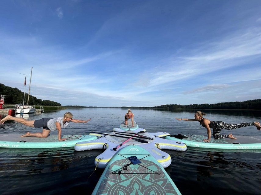 Photo: Yoga on the Lake Lusiai (by Tiki Tours)