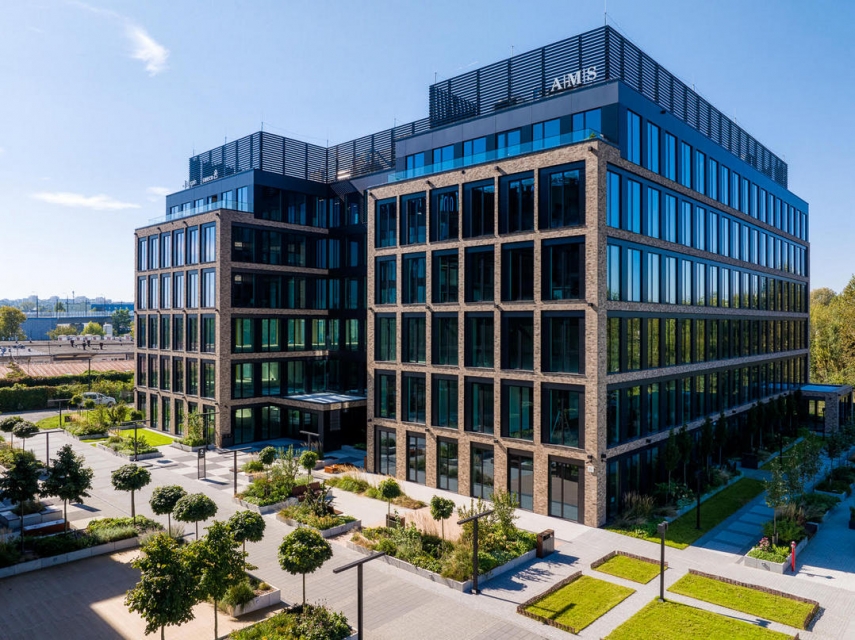 Summus Capital acquires newly built office complex for 48 million euros in Krakow