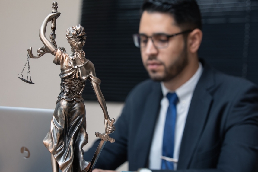 What Happens in a Business Litigation Case?