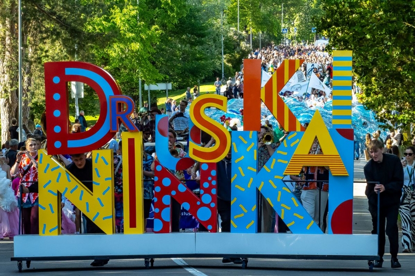 Photo: Every May, Druskininkai hosts its colourful and lively Resort Festival, one of the town's most popular annual event