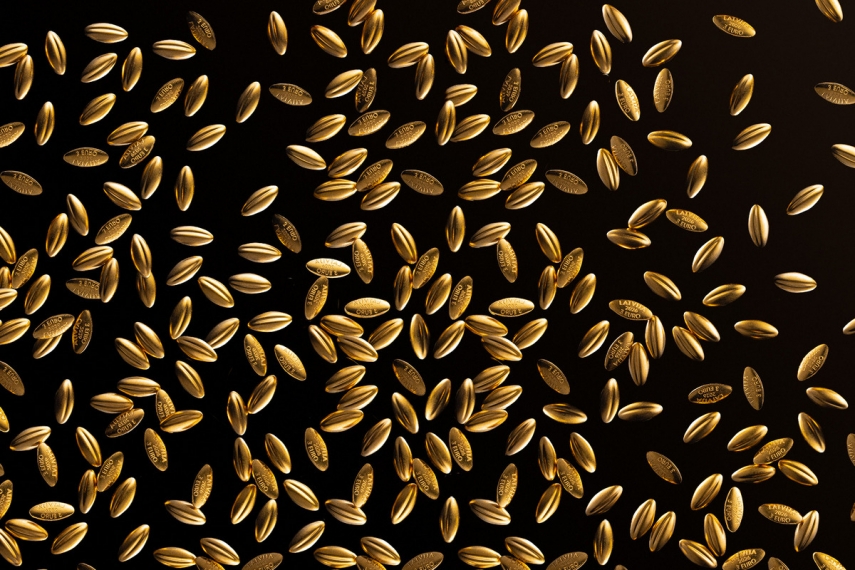 Latvijas Banka issues a gold coin set 'Golden Seeds'
